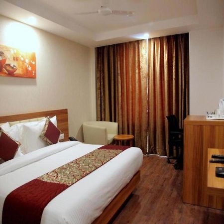 Hotel Tu Casa Delhi Airport 뉴델리 외부 사진