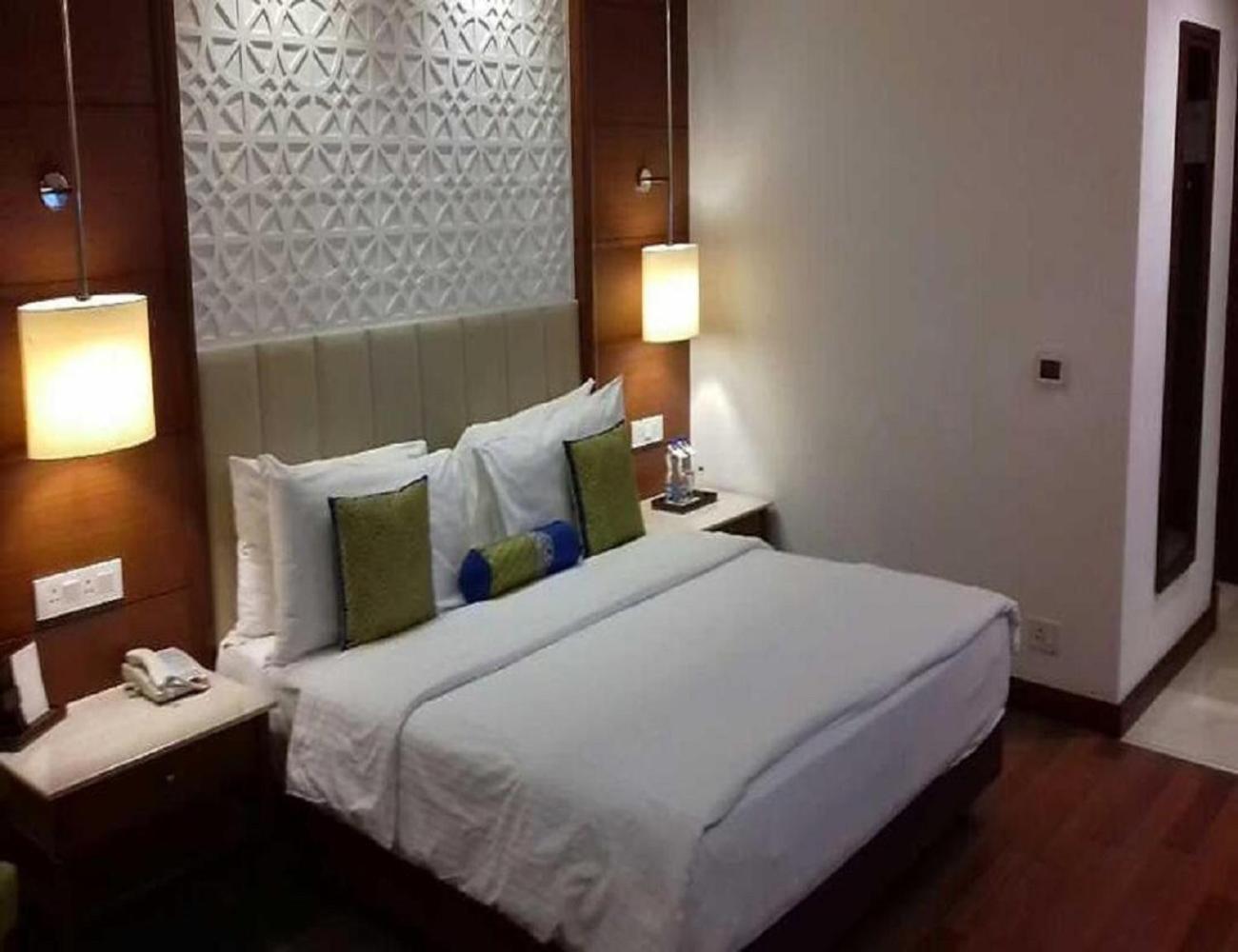 Hotel Tu Casa Delhi Airport 뉴델리 외부 사진