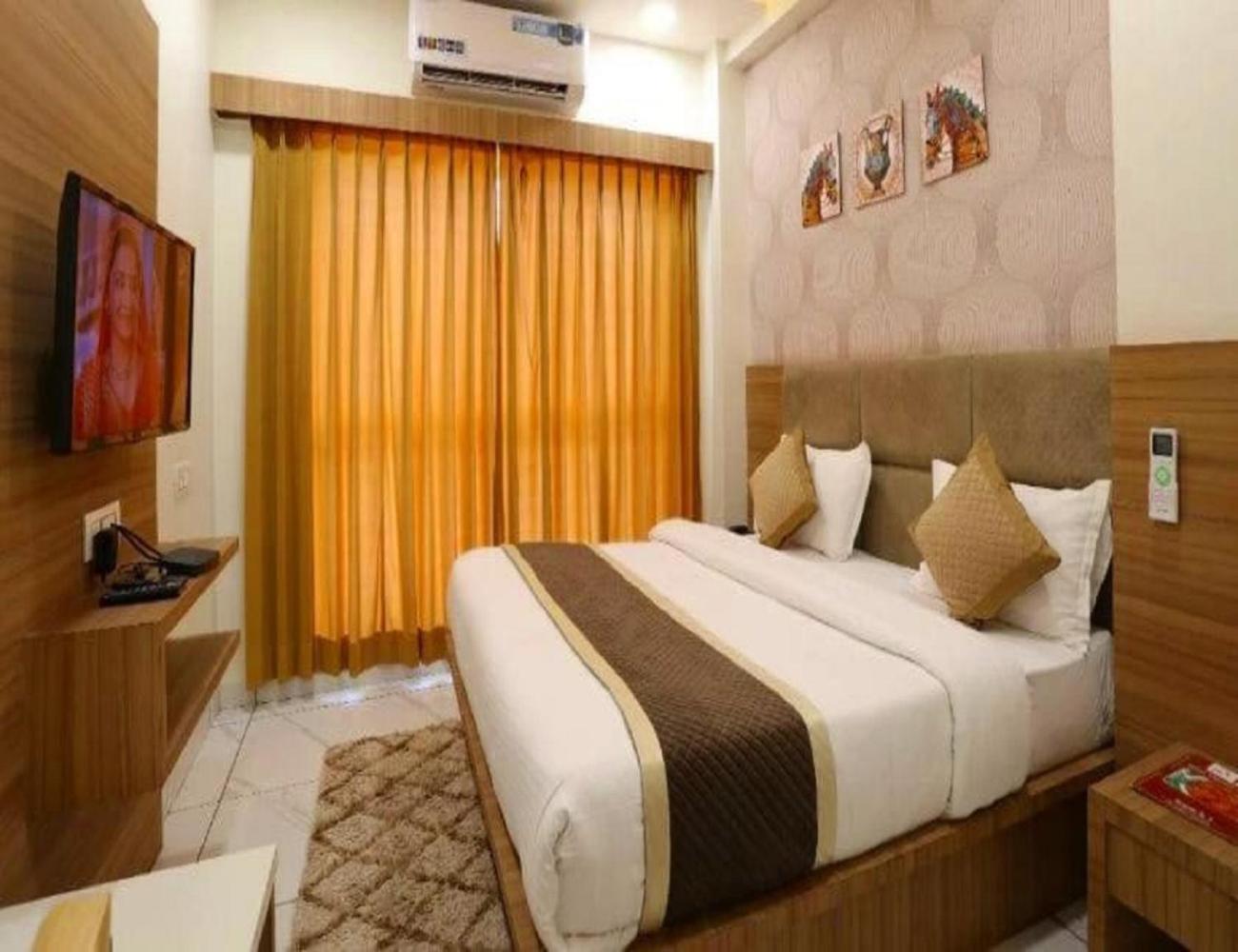 Hotel Tu Casa Delhi Airport 뉴델리 외부 사진